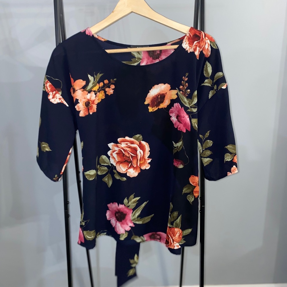 Women’s Floral Blouse